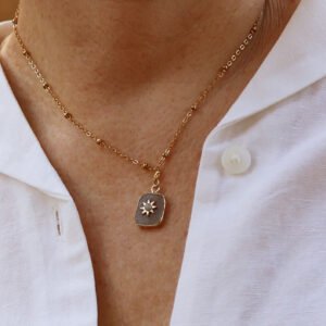 Alternative view of Luna Necklace